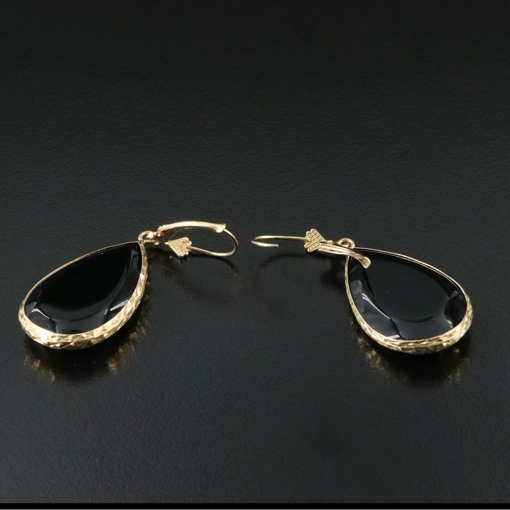 Elegant 14k Yellow Gold and Black Onyx Teardrop Earrings - Picture 4 of 6